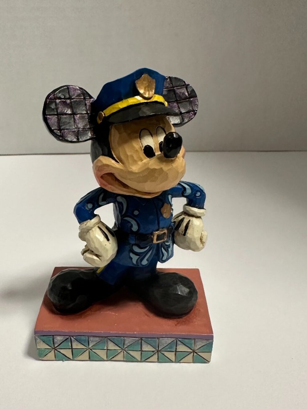 Jim Shore Disney Mickey Mouse Police Officer Friendly #4031469 Enesco Figure